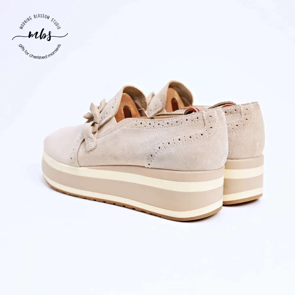 Dolce Vita Jhenee Suede Platform Sneakers Chain Link‎ Cream Pink Women 9.5